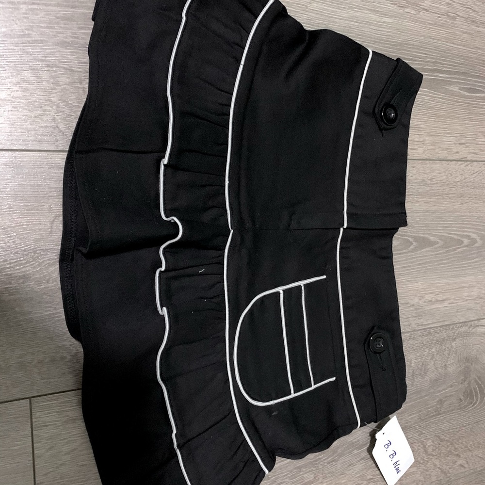 Black skirt NWT